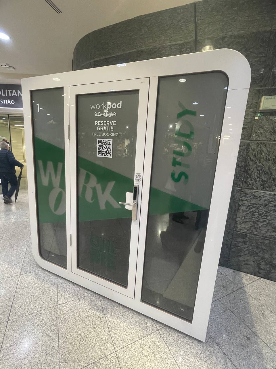 Kabina Silentbox w El Corte Inglés